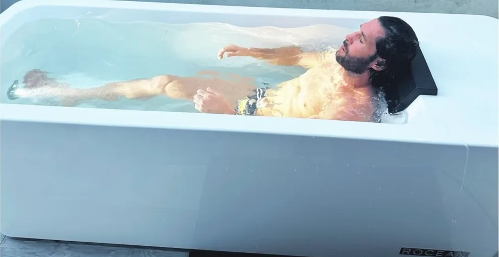 Maxime Machenaud in the Rocean Bath — full immersion